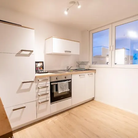 Penthouse Mit Terrasse 아파트