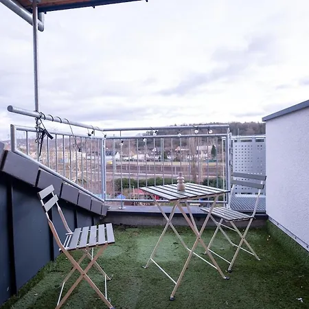 Penthouse Mit Terrasse